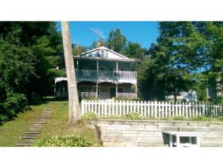 139 Channel Dr, Wells, VT 05774-1569