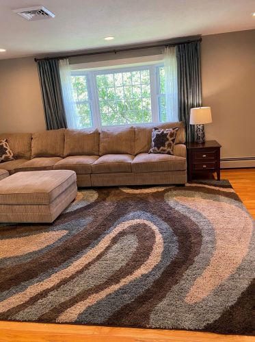 15 Woodbury St, Salem NH  03079-3212 exterior