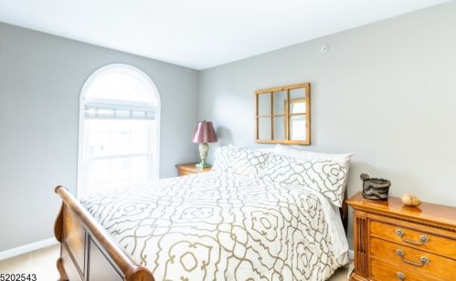 28 Homestead Ln, Lincoln Park NJ  07035-2033 exterior