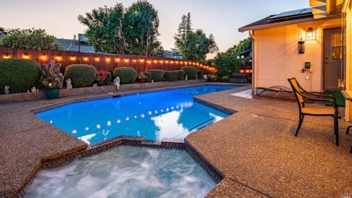 754 Tulare, Vacaville CA  95687-6250 exterior