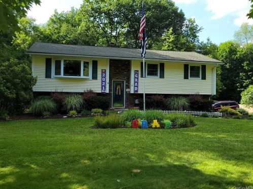 180 Farmingdale Rd, Chester, NY 10918-4604