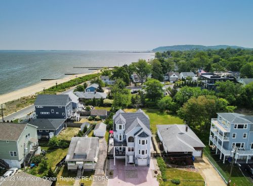 8 Benton Ave, Leonardo NJ  07737-1403 exterior