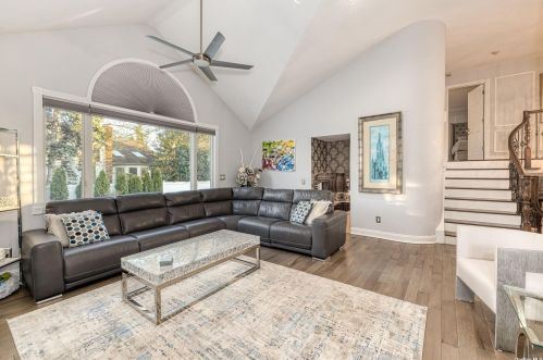 2672 Rachel St, North Bellmore NY  11710-5414 exterior