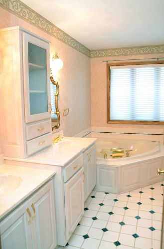 1300 11th St, Cambridge OH  43725-1106 exterior