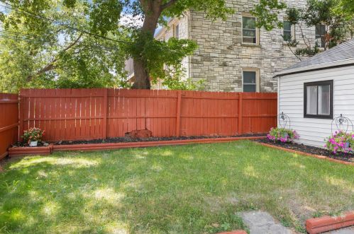 4968 Port Washington Rd, Milwaukee WI  53217-5451 exterior