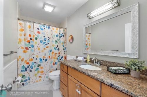 21044 Shady Vis Ln, Boca Raton FL  33428-1156 exterior