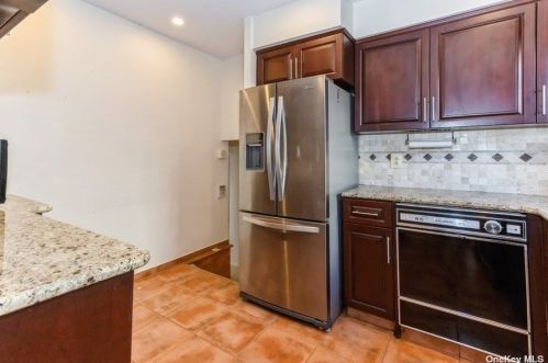 908 New Hyde Park Rd, New Hyde Park NY  11040-3205 exterior