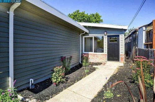 3065 13th St, Richmond CA  94806-2255 exterior