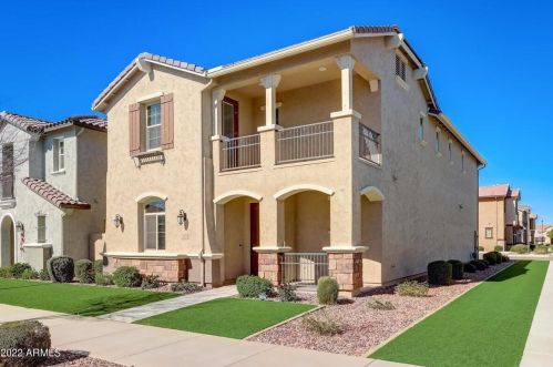 3912 Vest Ave, Gilbert, AZ 85295
