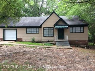 2723 Pine Tree Dr, Jackson MS  39204-5616 exterior