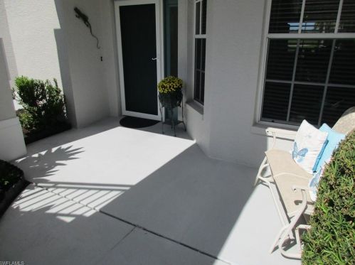 2215 Chesterbrook Ct, Naples FL  34109-1416 exterior