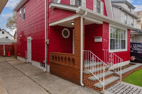97-05 135th Rd, Jamaica, NY 11417-2825