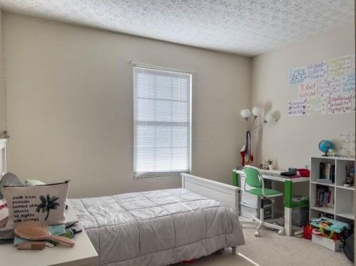 2264 Kilchurn Dr, Marion OH  43302-8739 exterior