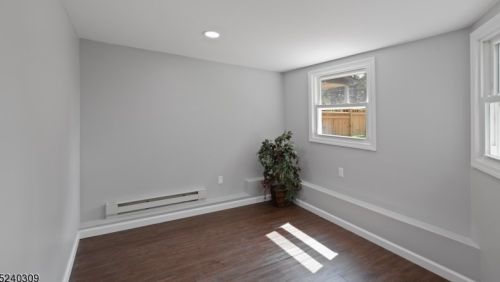 340 Lake View Dr, Fredon NJ  07860 exterior