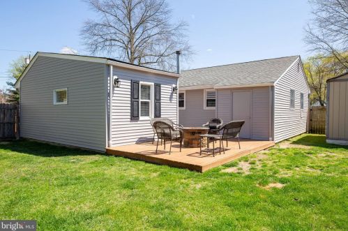 6 Indian Queen Ln, Lumberton Township NJ  08048-3024 exterior