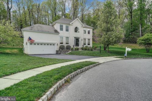 3241 Tyning Ln, Downingtown, PA 19335-6013