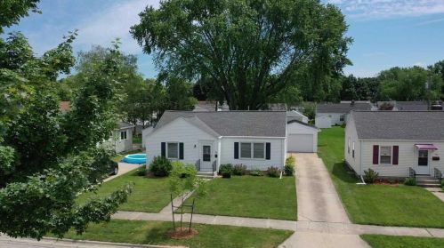 904 Ethel Ave, Green Bay, WI 54303-3912