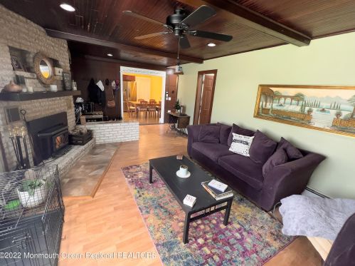 475 Toms River Rd, Jackson Twp NJ  08527-3722 exterior