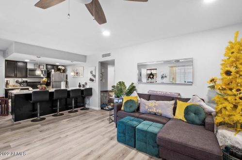 1138 84 Pl, Scottsdale AZ  85260-5317 exterior