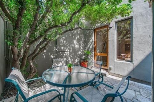 1111 12th St, Austin TX  78702-1060 exterior