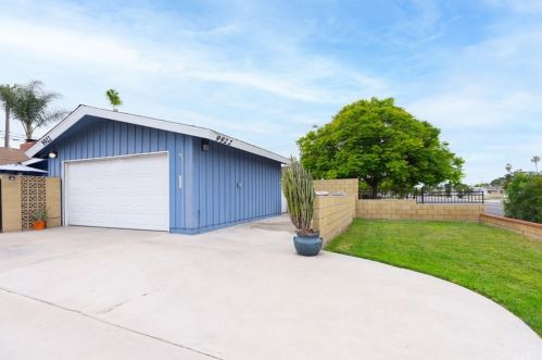 9922 Cerritos Ave, Anaheim, CA 92804-5910