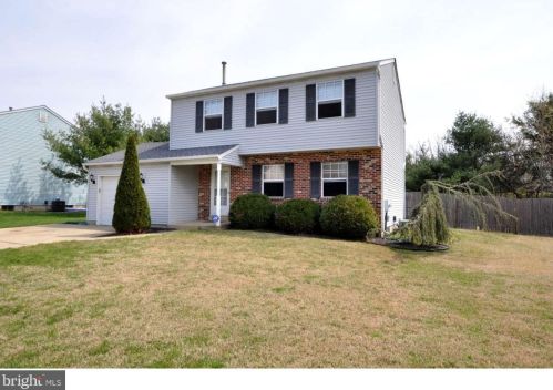 132 Carnation Dr, West Deptford, NJ 08096-6121