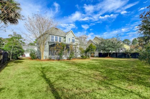 2116 Short Grass Ct, Mount Pleasant SC  29466-8161 exterior