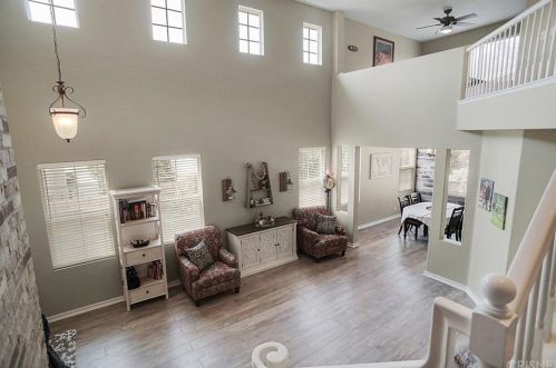 30563 Appalachian Dr, Santa Clarita, CA 91384-4720