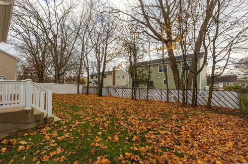 340 45th St, Copiague NY  11726-1017 exterior