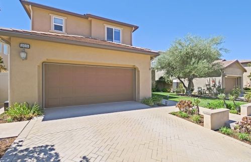 19308 Carranza Ln, Santa Clarita, CA 91350-4700
