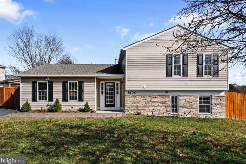 5100 Macnamara Dr, Fredericksburg, VA 22407-6520