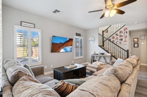 1316 Bridgegate Dr, Gilbert, AZ 85296-8228