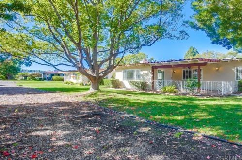 12493 Rios Rd, San Diego, CA 92128-2840