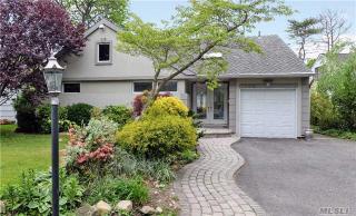 1609 Lakeview Dr, Hewlett, NY 11557-1817