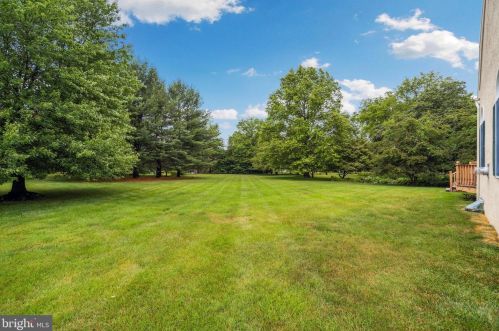 1613 Heard Dr, Prospectville, PA 19002-3163