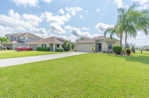 18112 Horizon Vw Blvd, Lehigh Acres FL 33972-4813 exterior