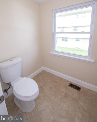 1865 Greymont St, Philadelphia PA  19116-3829 exterior