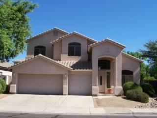 2812 Tulsa St, Chandler, AZ 85225-4095