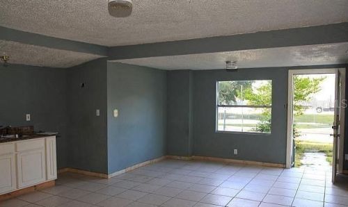838 Peachtree St, Lakeland, FL 33801-7906