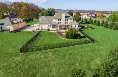 4176 Ashbury Dr, Carroll OH  43112-9418 exterior