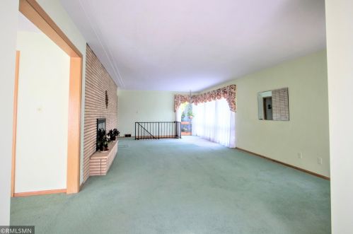 1533 Conway St, Saint Paul, MN 55106-5923
