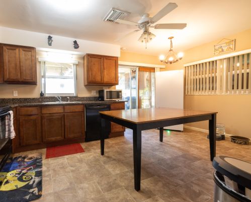 5906 Raintree Trl, Fort Pierce, FL 34982-7592