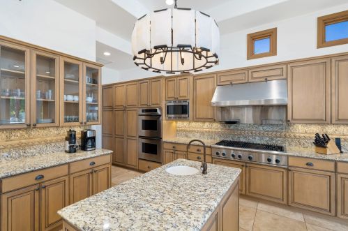 55335 Royal St George, La Quinta CA  92253-8729 exterior