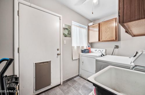 4150 18 Ave, Phoenix AZ 85015-3840 exterior