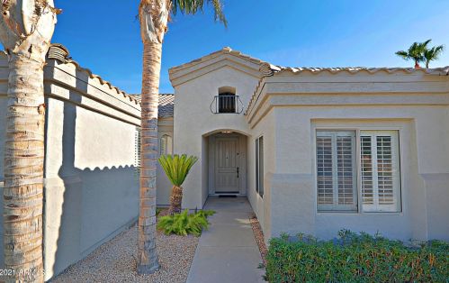 653 Raven Dr, Chandler, AZ 85286-4479