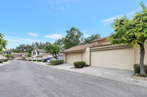 5364 Caminito Velasquez, San Diego CA  92124-1617 exterior