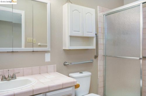 214 Ruby St, Oakley CA  94561-2197 exterior