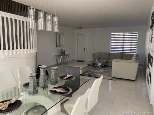 17444 31st Ct, Hollywood FL  33029-5588 exterior