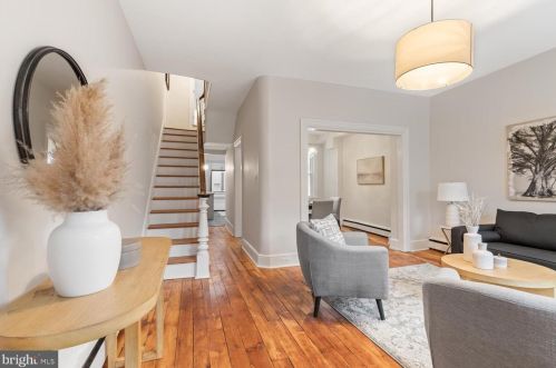 504 Lemon St, Lancaster PA  17603-3323 exterior