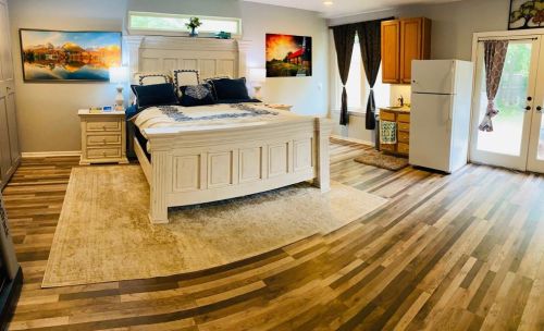 7008 Riviera Dr, Fort Worth, TX 76180-8208